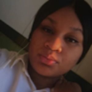 Meet your Posher, Mya